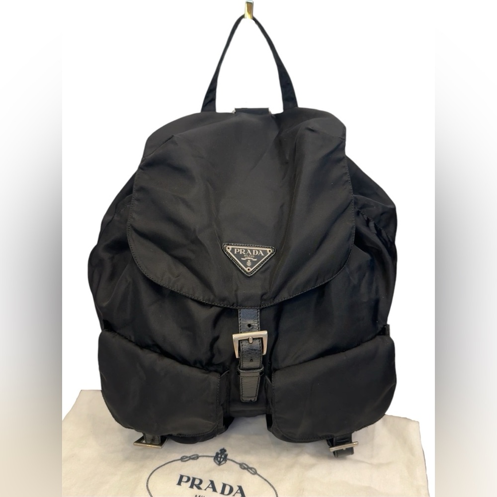 ✨🛍️ Prada Black Tessuto Nylon Vela Medium Backpack with Dustbag
